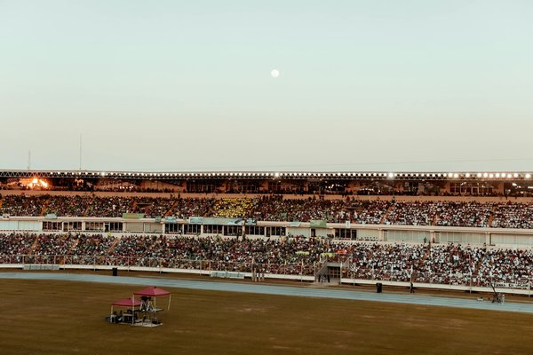 How Can Cycling Enthusiasts in the UK Stay Motivated During Off-Season?